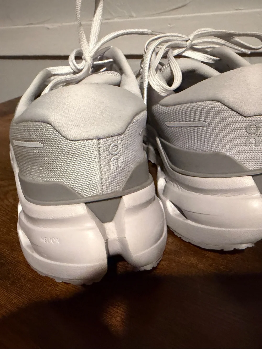 On Cloud Men's Cloudrunner 3 Glacier/Alloy Size 9